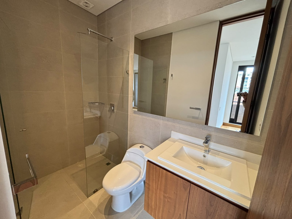 Apartamento de 2 alcobas en arriendo en Chico Norte, Bogotá, 75 m² · foto 10 de 18