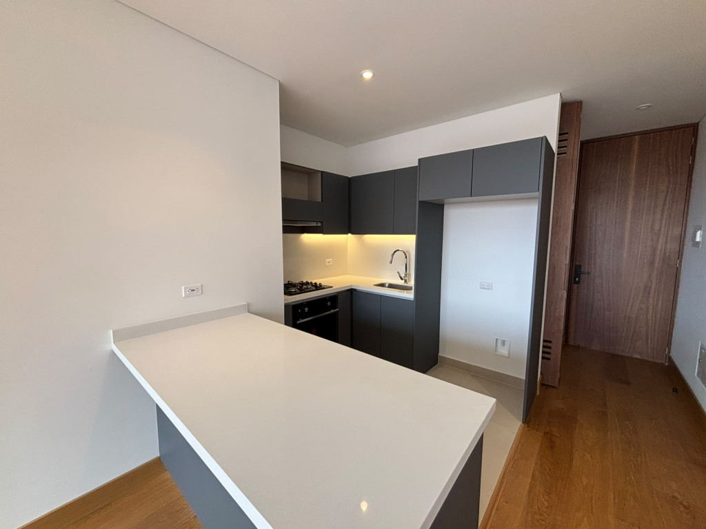 Apartamento de 2 alcobas en arriendo en Chico Norte, Bogotá, 75 m² · foto 4 de 18