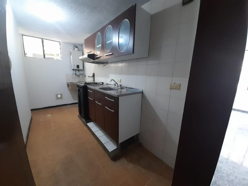 Apartamento en arriendo en Salitre, Bogotá · foto 4 de 11