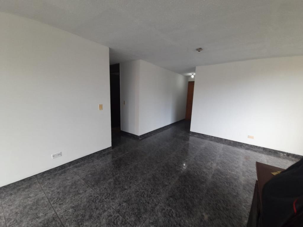Apartamento en arriendo en Salitre, Bogotá · foto 3 de 11