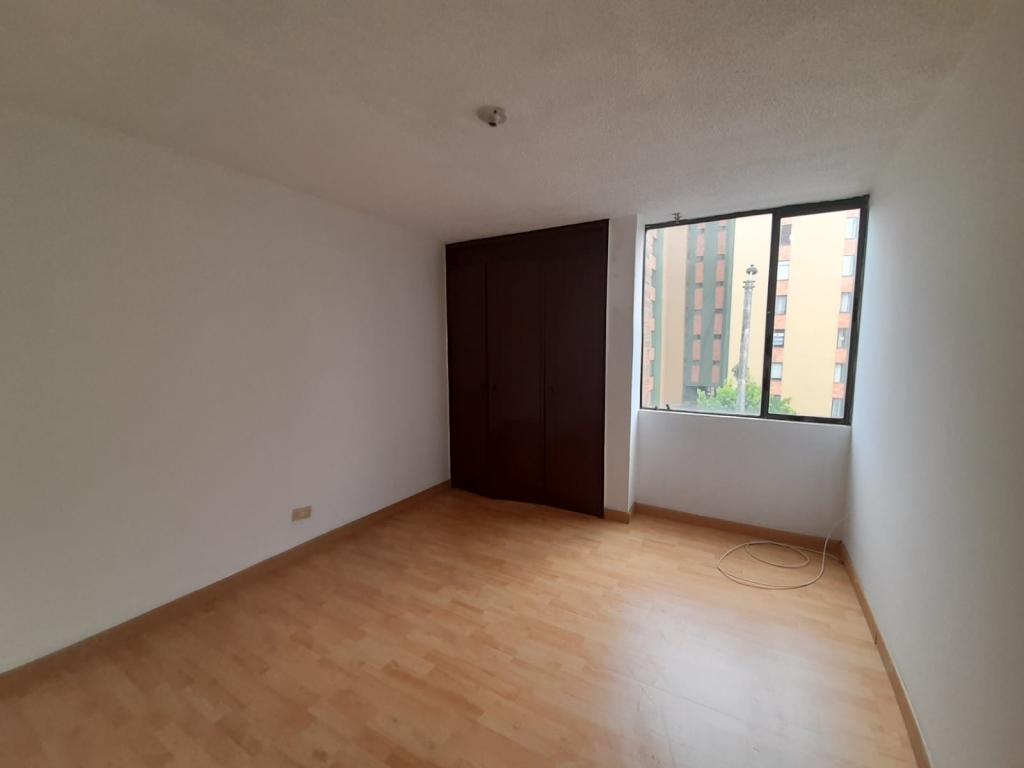 Apartamento en arriendo en Salitre, Bogotá · foto 8 de 11
