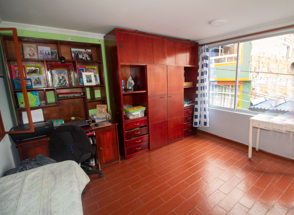 Edificio en venta en Diana Turbay, Bogotá, 230 m² · foto 17 de 24
