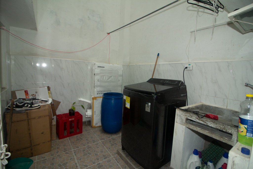 Edificio en venta en Diana Turbay, Bogotá, 230 m² · foto 3 de 24