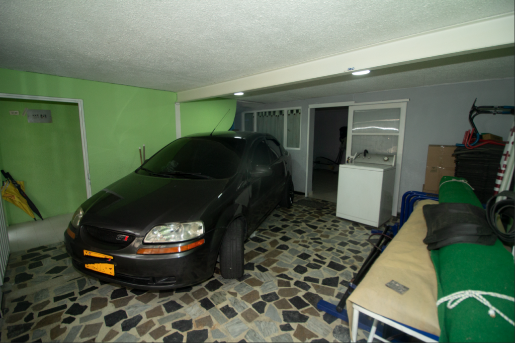 Edificio en venta en Diana Turbay, Bogotá, 230 m² · foto 5 de 24