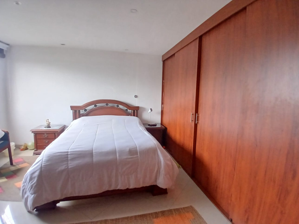 Casa de 13 alcobas en venta en Galan, Bogotá, 514 m² · foto 4 de 12