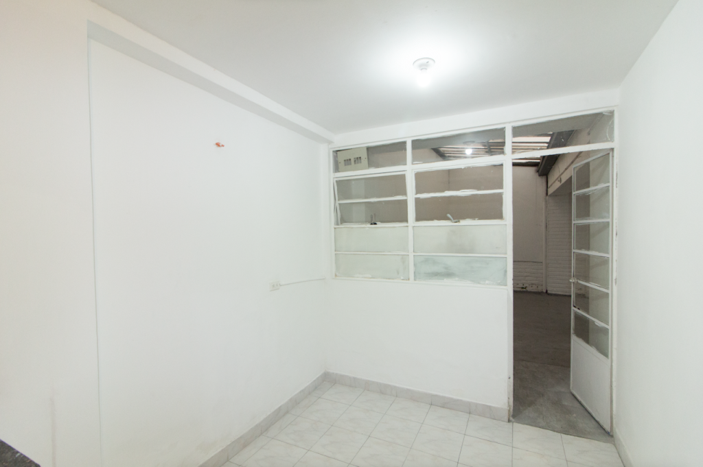 Casa de 5 alcobas en venta en Popular Modelo, Bogotá, 235 m² · foto 13 de 24