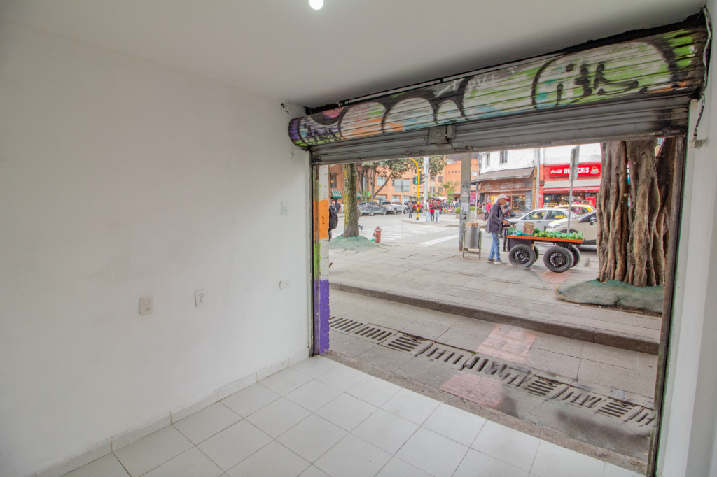 Local en arriendo en El Lago, Bogotá, 7 m² · foto 5 de 11