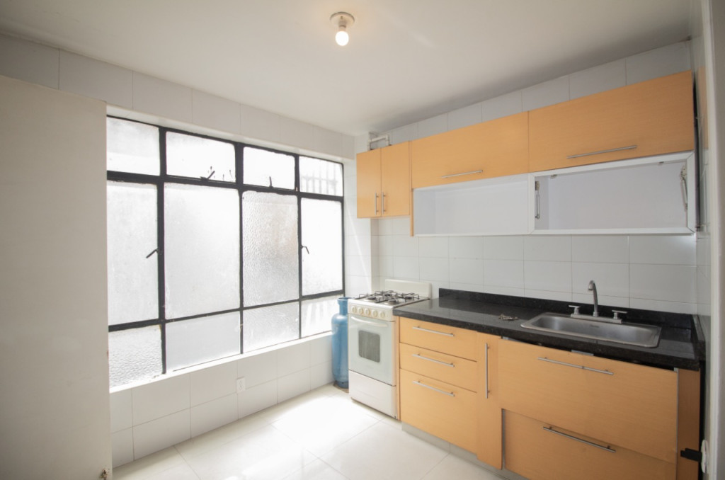 Apartamento de 4 alcobas en venta en Teusaquillo, Bogotá, 110 m² · foto 14 de 24