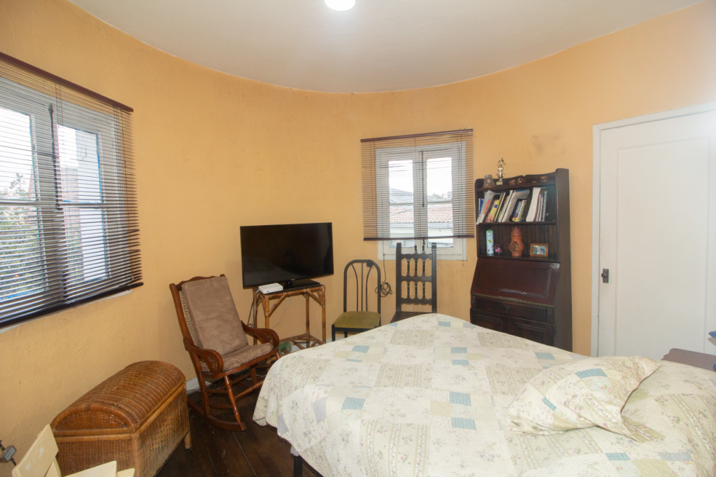 Casa de 6 alcobas en venta en Mariscal Sucre, Bogotá, 351 m² · foto 15 de 20