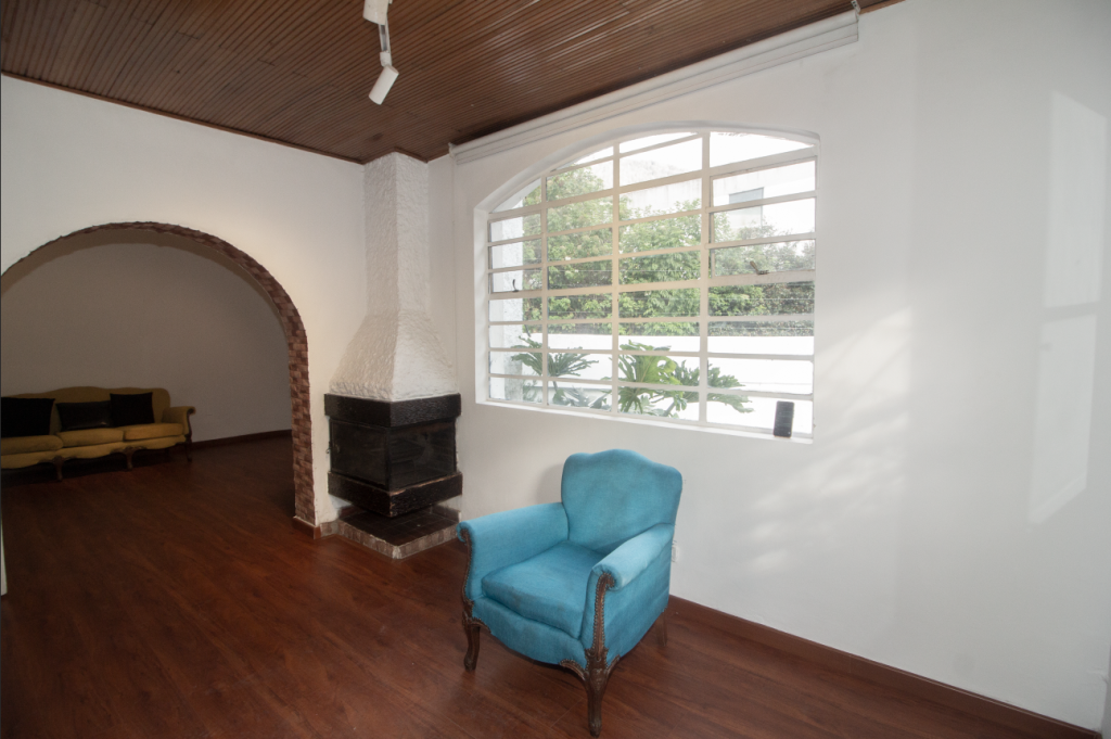 Casa de 6 alcobas en venta en Mariscal Sucre, Bogotá, 246 m² · foto 4 de 24