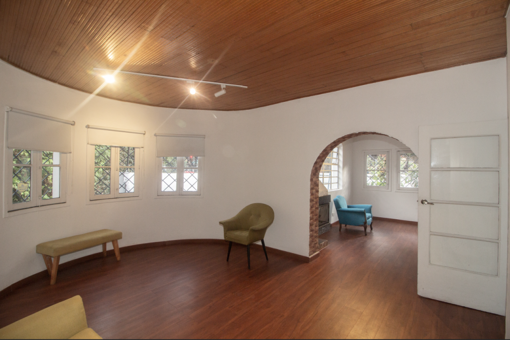 Casa de 6 alcobas en venta en Mariscal Sucre, Bogotá, 246 m² · foto 6 de 24