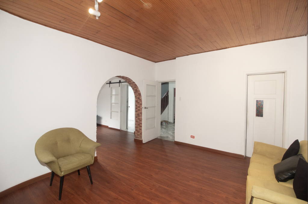 Casa de 6 alcobas en venta en Mariscal Sucre, Bogotá, 246 m² · foto 7 de 24