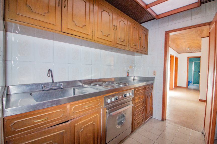 Apartamento de 2 alcobas en venta en Chico Navarra, Bogotá, 148 m² · foto 21 de 24