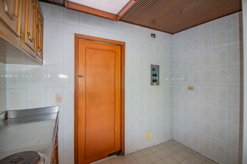 Apartamento de 2 alcobas en venta en Chico Navarra, Bogotá, 148 m² · foto 23 de 24
