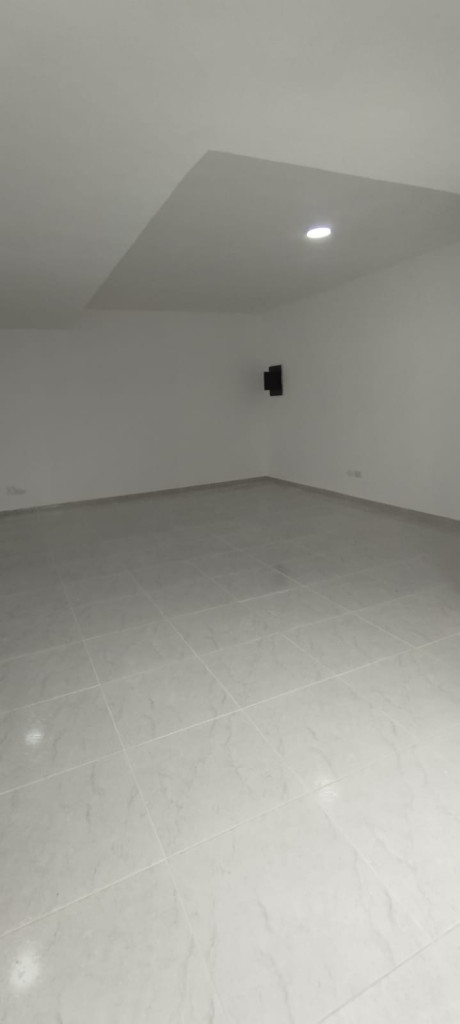 Local en venta en Santa Fe, Bogotá, 52 m² · foto 4 de 12