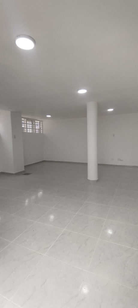 Local en venta en Santa Fe, Bogotá, 52 m² · foto 7 de 12