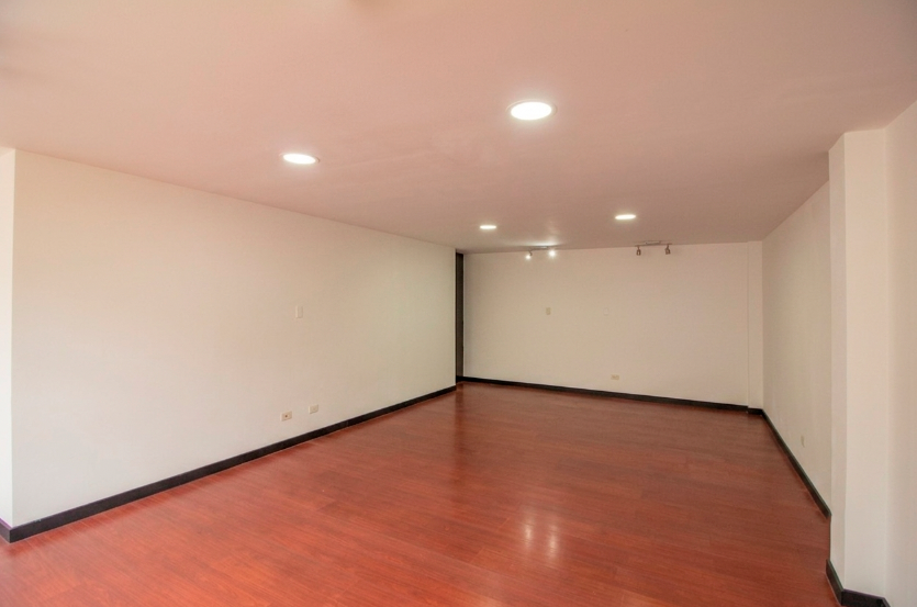 Oficina en arriendo en La Catedral, Bogotá, 35 m² · foto 4 de 17