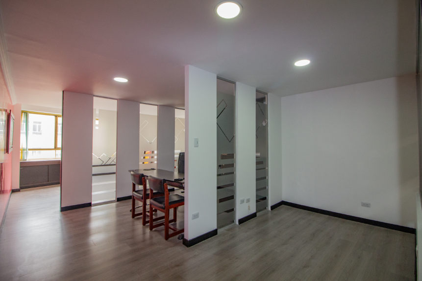 Oficina en venta en La Catedral, Bogotá, 209 m² · foto 10 de 24