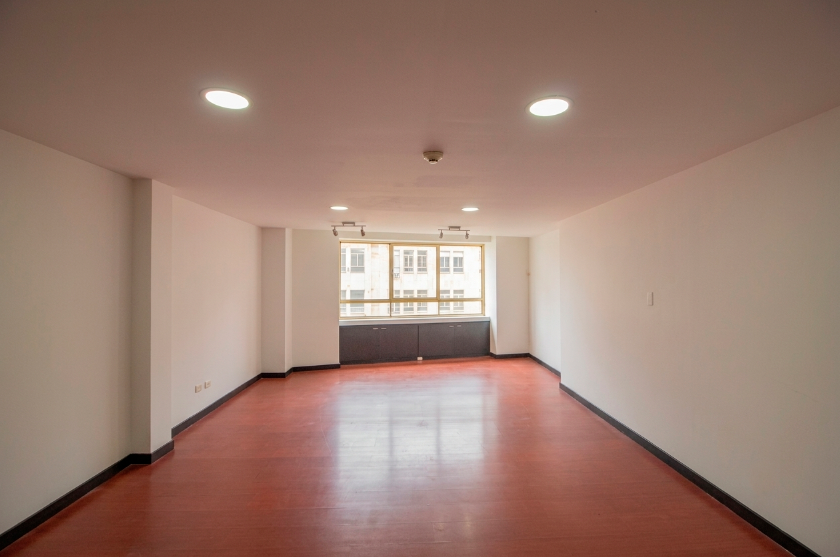 Oficina en venta en La Catedral, Bogotá, 209 m² · foto 4 de 24
