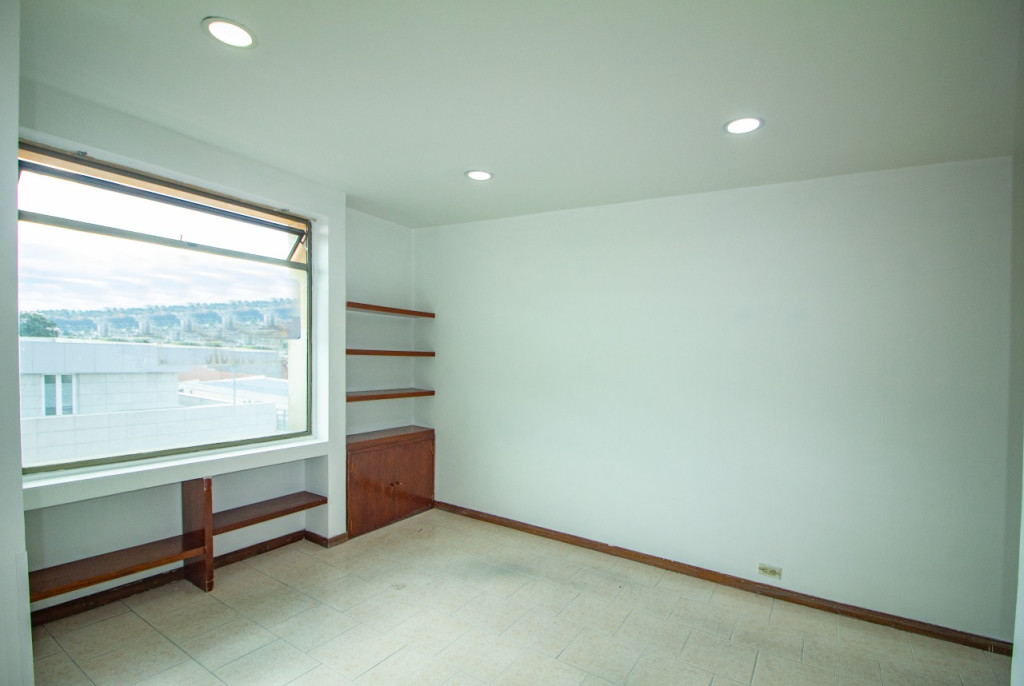 Consultorio en arriendo en La Calleja, Bogotá, 31 m² · foto 6 de 9