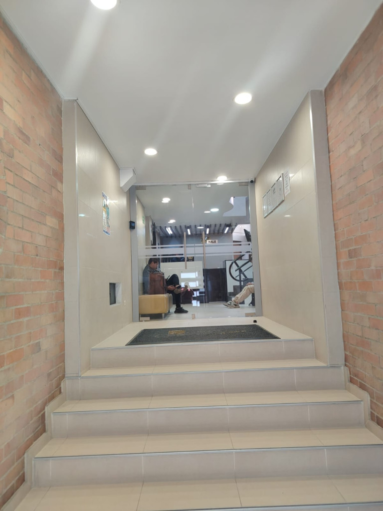 Oficina en arriendo en La Porciuncula, Bogotá, 29 m² · foto 3 de 14
