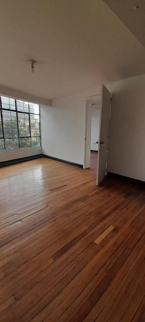 Edificio en venta en Teusaquillo, Bogotá, 460 m² · foto 15 de 24
