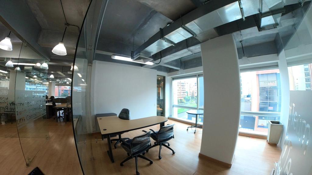 Oficina en venta en Santa Bárbara, Bogotá, 300 m² · foto 13 de 20
