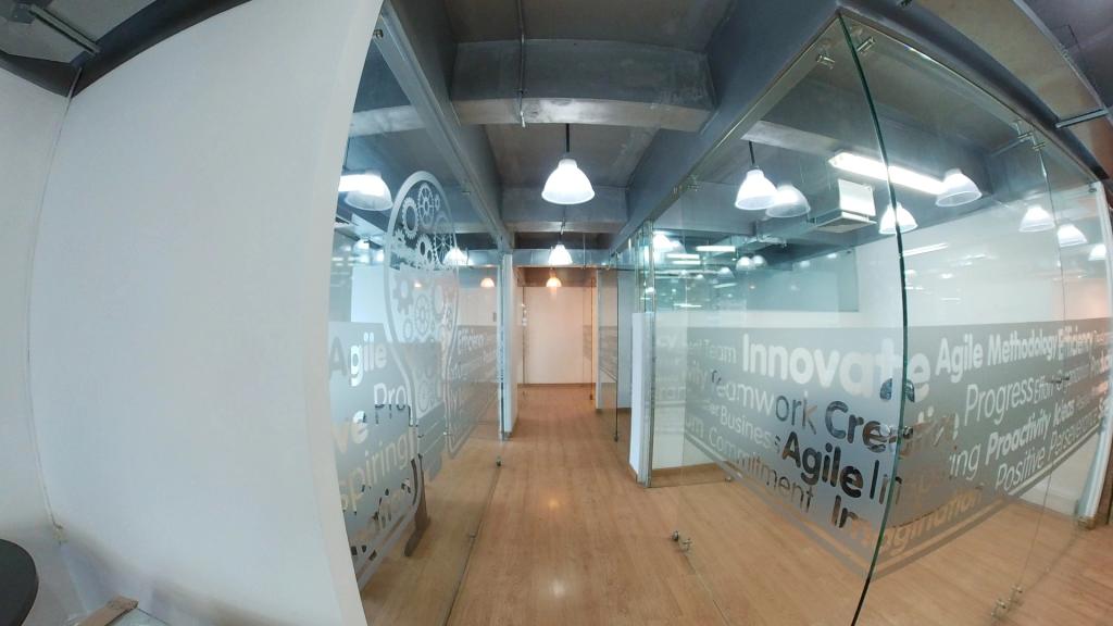 Oficina en venta en Santa Bárbara, Bogotá, 300 m² · foto 10 de 20