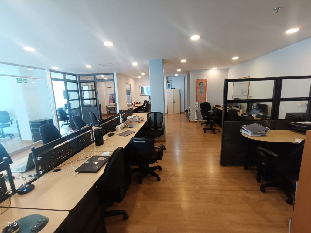 Oficina en arriendo en Santa Barbara Alta, Bogotá, 115 m² · foto 14 de 19