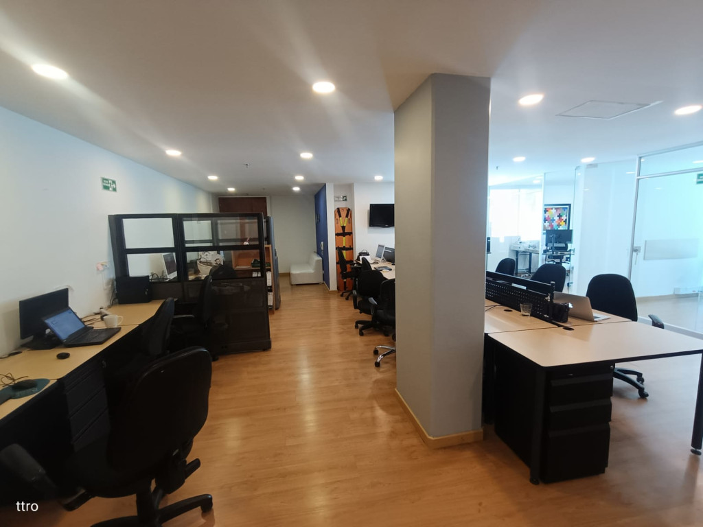 Oficina en arriendo en Santa Barbara Alta, Bogotá, 115 m² · foto 7 de 19