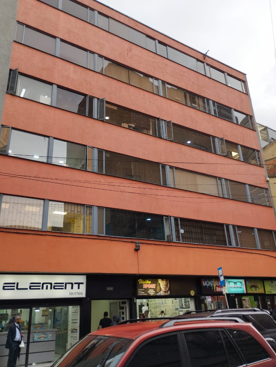 Oficina en arriendo en Las Nieves, Bogotá, 20 m² · foto 2 de 18