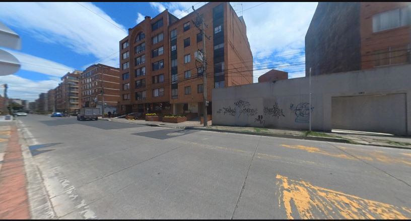 Lote en venta en Victoria Norte, Bogotá, 300 m² · foto 3 de 8