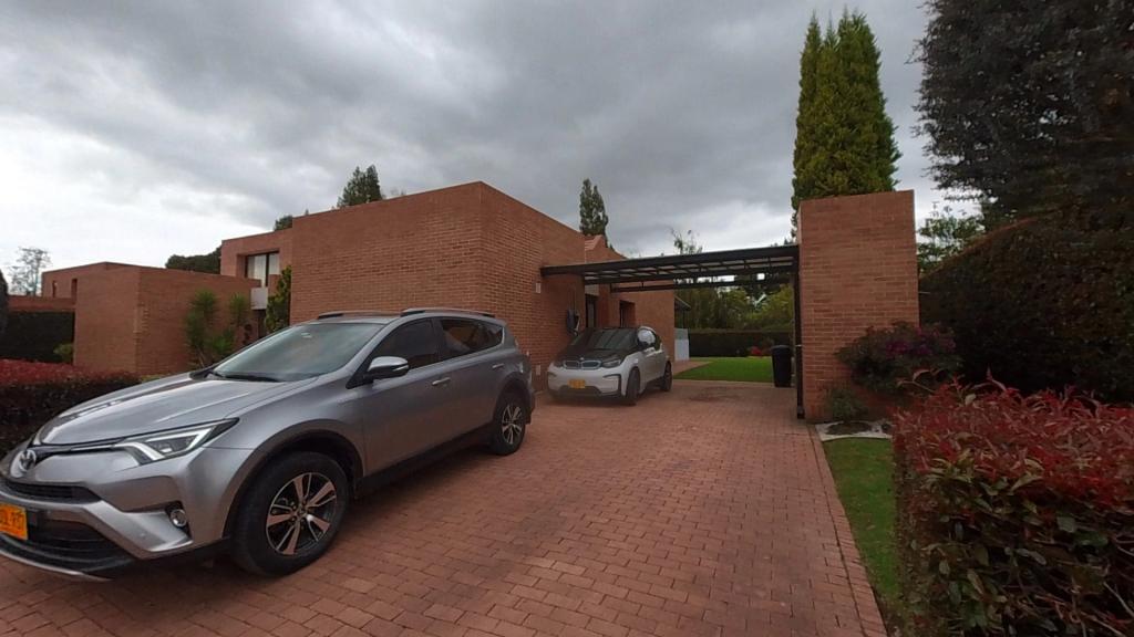 Casa de 4 alcobas en venta en Hacienda San Sebastián Pl. 2, Bogotá, 360 m² · foto 2 de 24