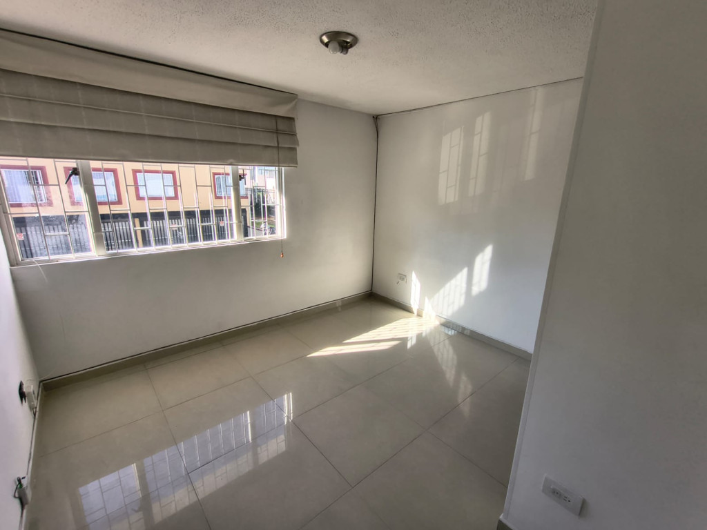 Apartamento en venta en Normandía, Bogotá · foto 4 de 24