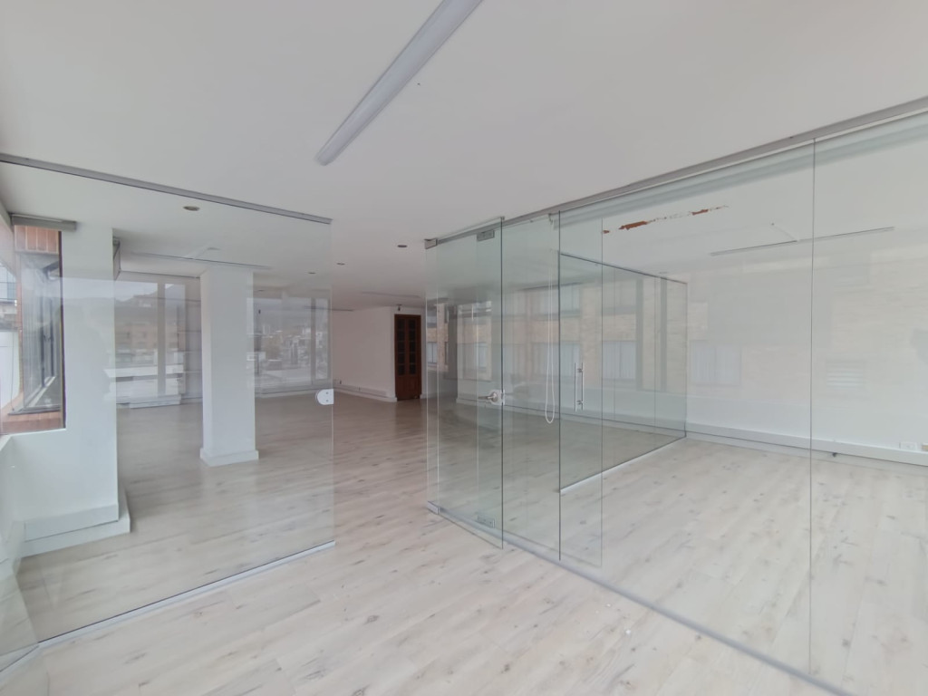 Oficina en arriendo en San Patricio, Bogotá, 92 m² · foto 4 de 10