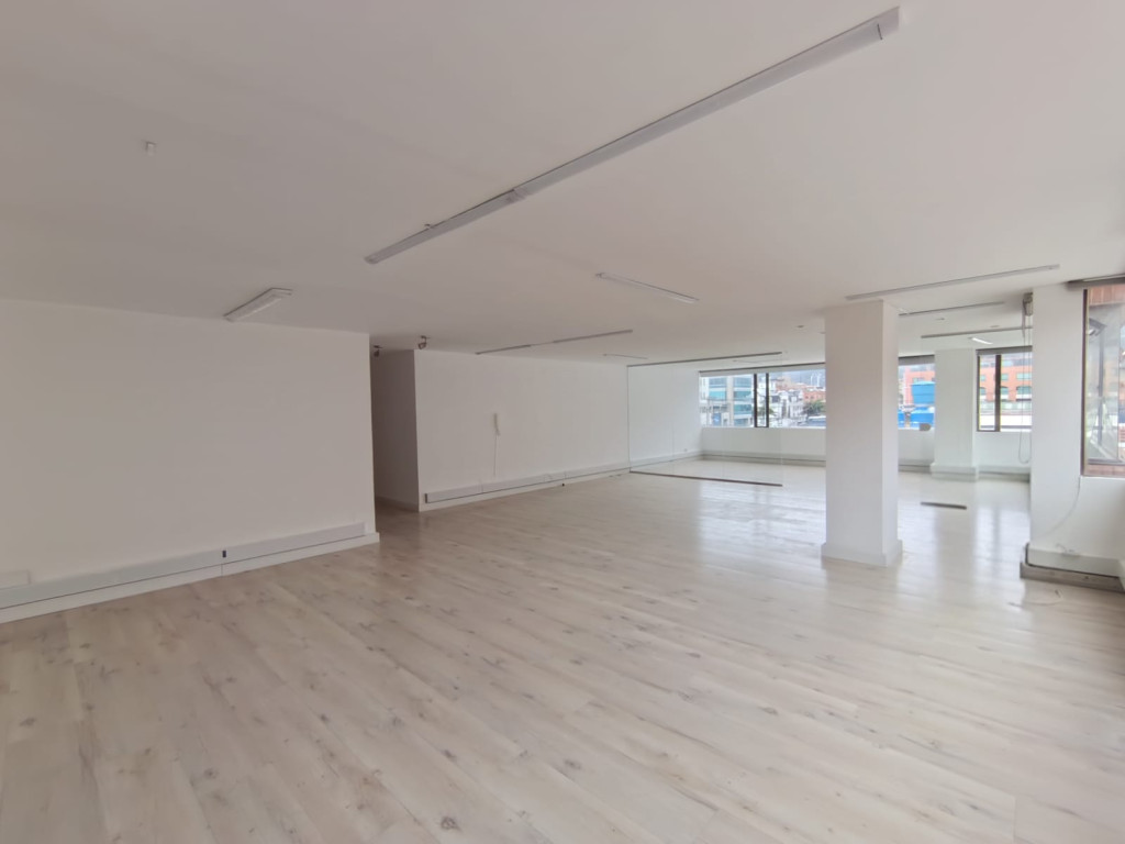 Oficina en arriendo en San Patricio, Bogotá, 92 m² · foto 7 de 10