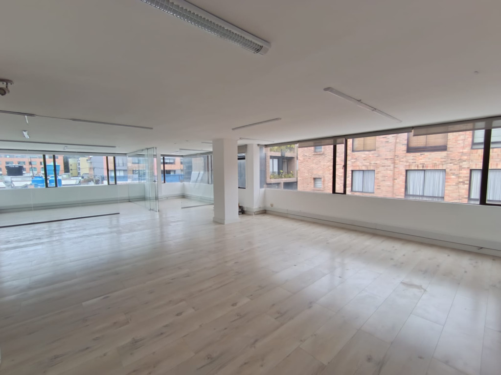Oficina en arriendo en San Patricio, Bogotá, 92 m² · foto 8 de 10
