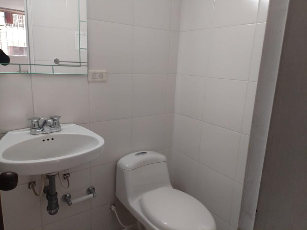 Oficina en arriendo en Chapinero Norte, Bogotá, 25 m² · foto 5 de 5