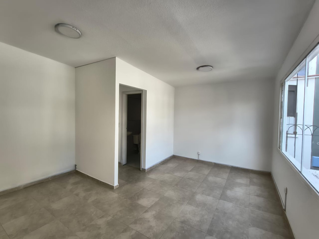 Oficina en arriendo en La Castellana, Bogotá, 52 m² · foto 13 de 17