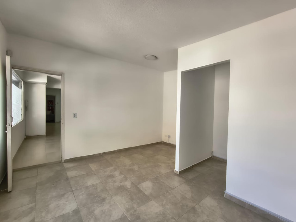 Oficina en arriendo en La Castellana, Bogotá, 52 m² · foto 14 de 17