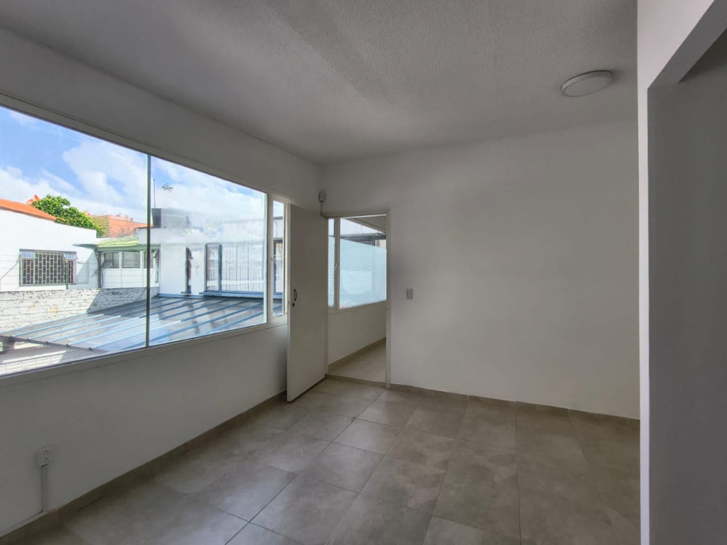 Oficina en arriendo en La Castellana, Bogotá, 52 m² · foto 16 de 17