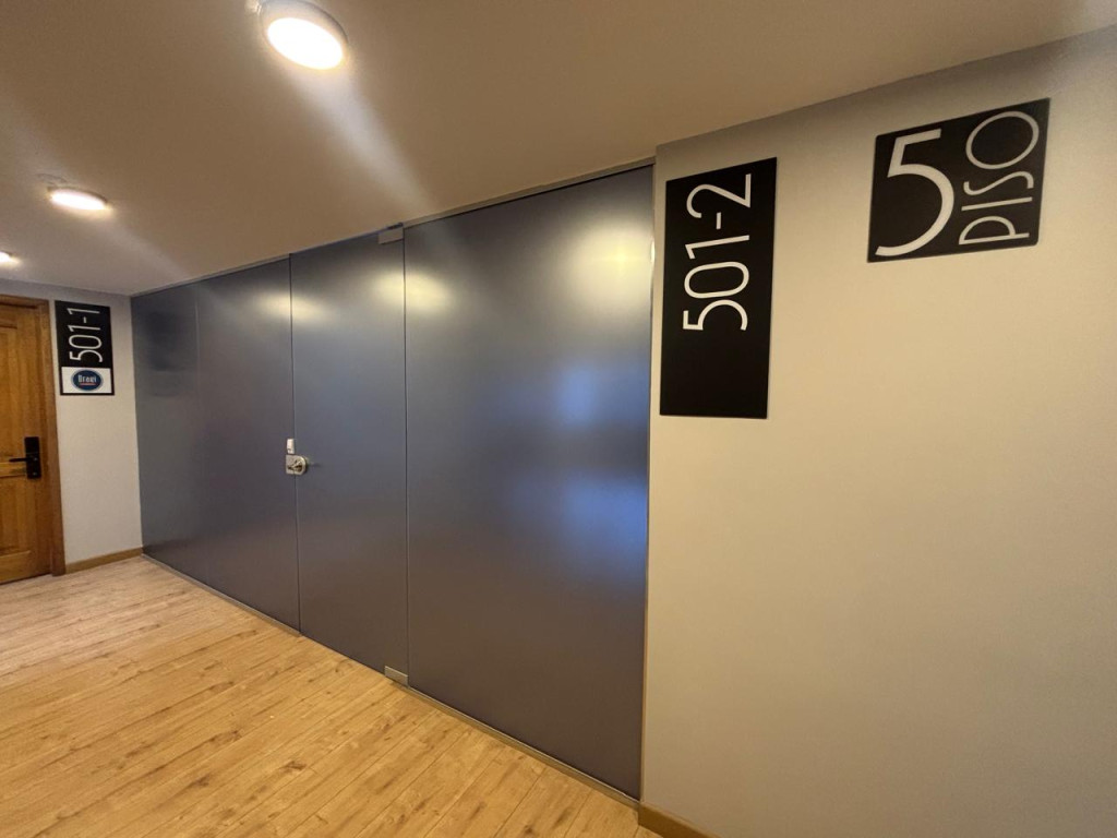Oficina en arriendo en San Patricio, Bogotá, 69 m² · foto 2 de 11