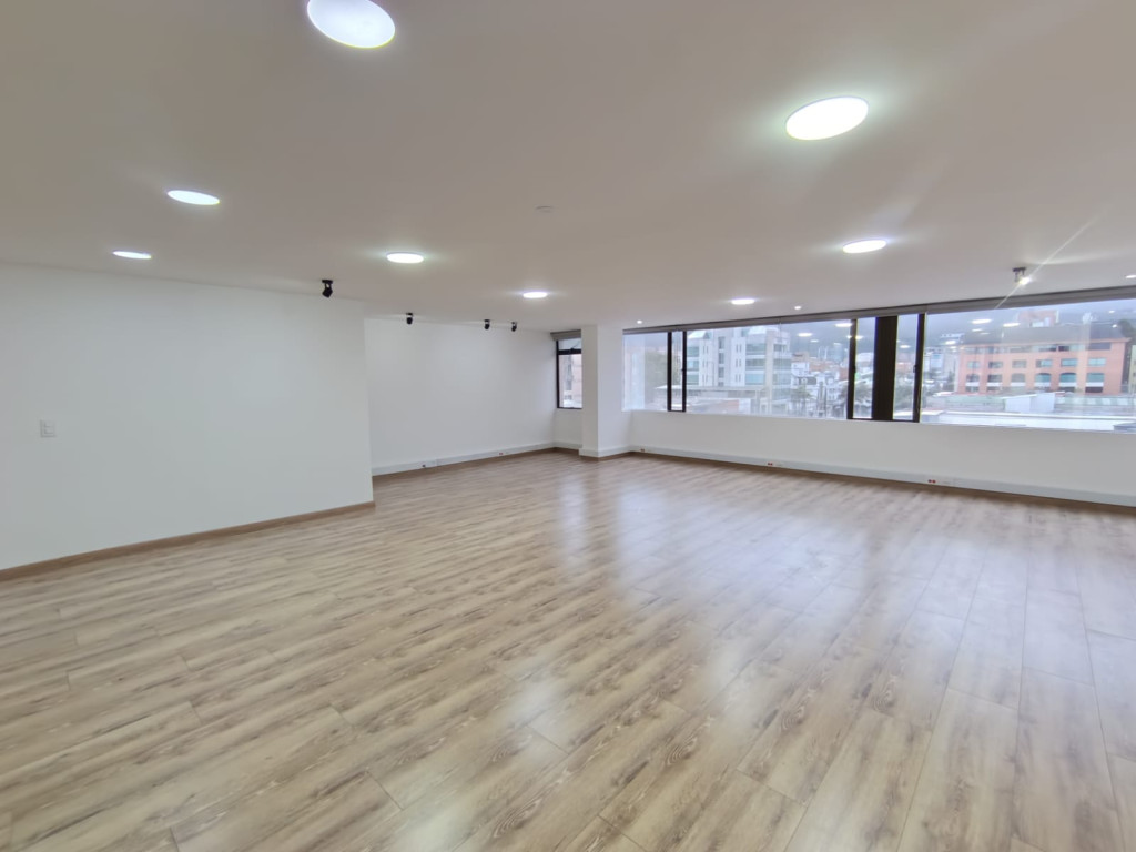 Oficina en arriendo en San Patricio, Bogotá, 69 m² · foto 4 de 11