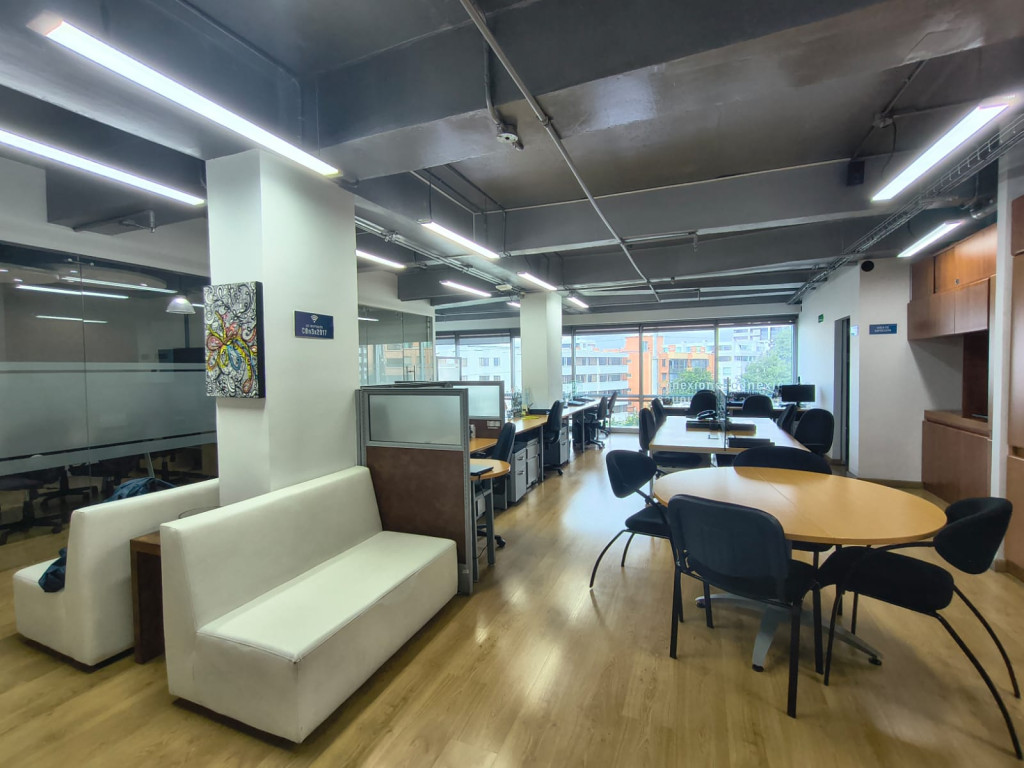 Oficina en arriendo en Santa Barbara Alta, Bogotá, 116 m² · foto 10 de 24