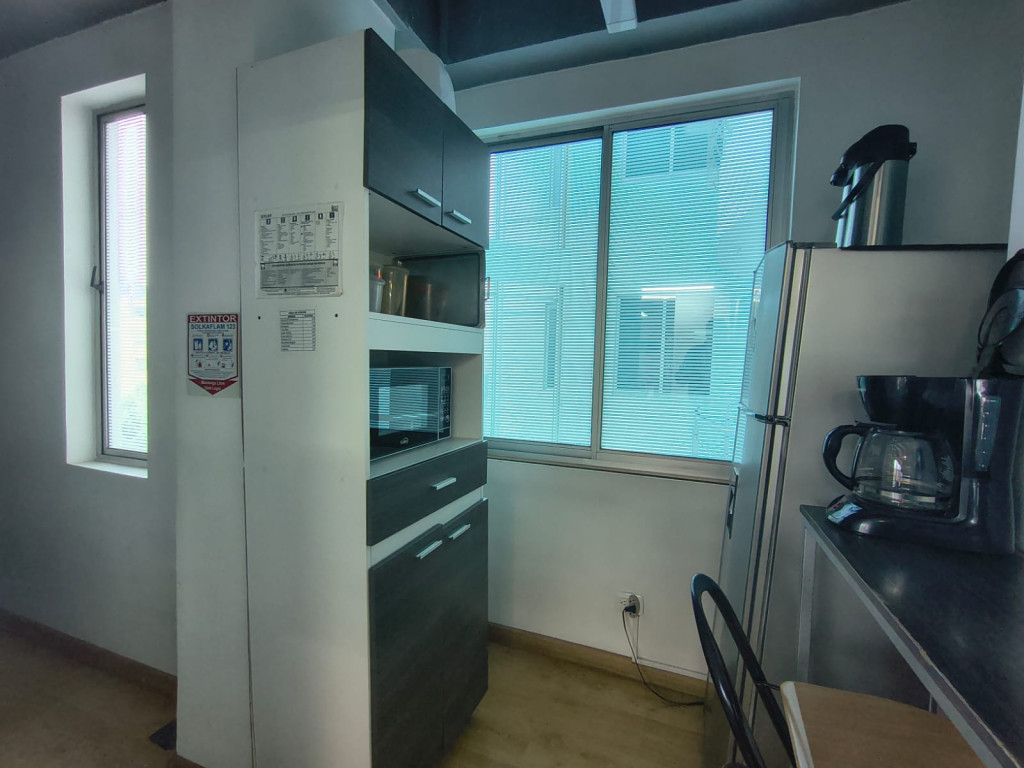 Oficina en arriendo en Santa Barbara Alta, Bogotá, 116 m² · foto 23 de 24