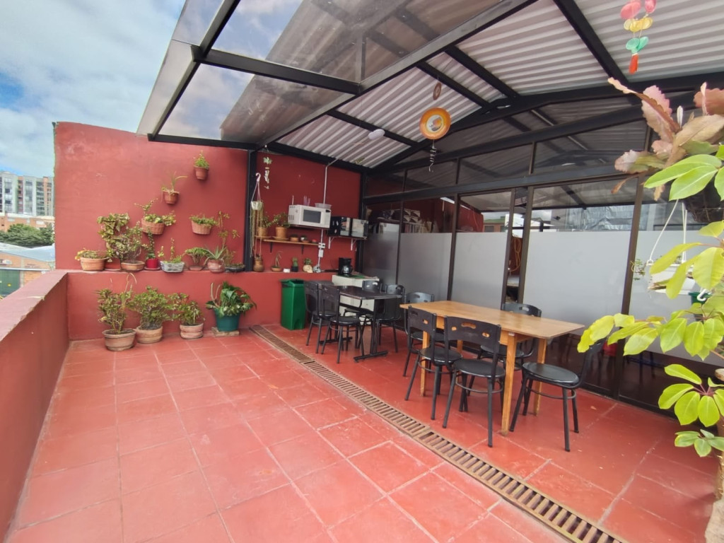 Edificio en venta en San José Del Prado, Bogotá, 580 m² · foto 18 de 19