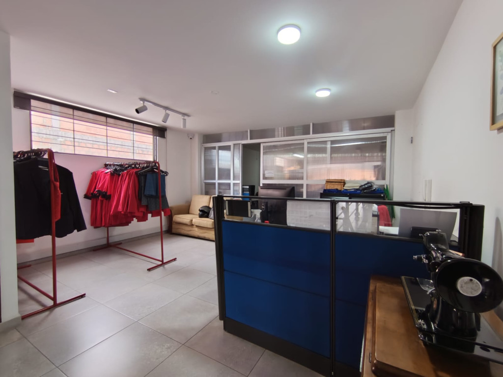 Edificio en venta en San José Del Prado, Bogotá, 580 m² · foto 3 de 19