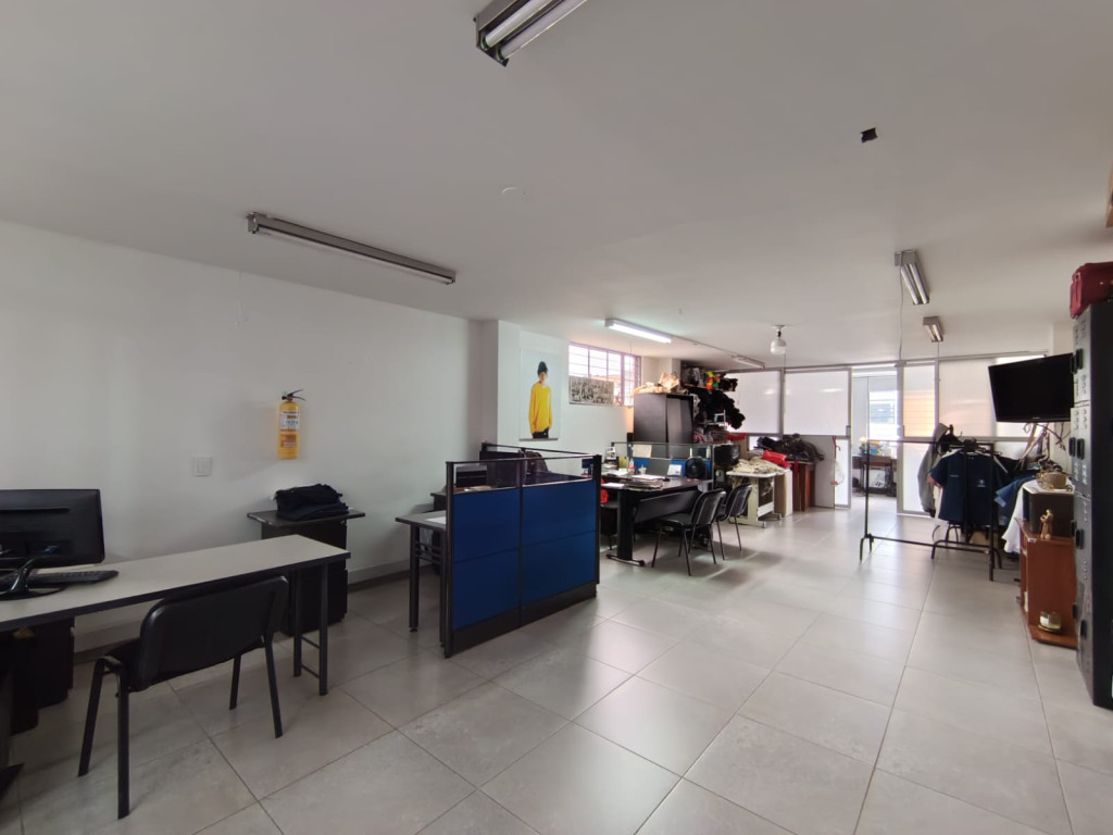 Edificio en venta en San José Del Prado, Bogotá, 580 m² · foto 7 de 19