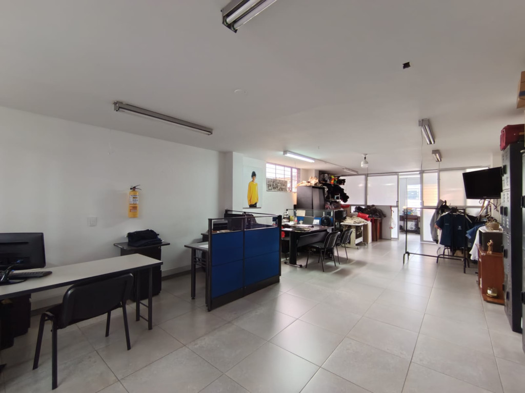 Edificio en venta en San José Del Prado, Bogotá, 580 m² · foto 8 de 19