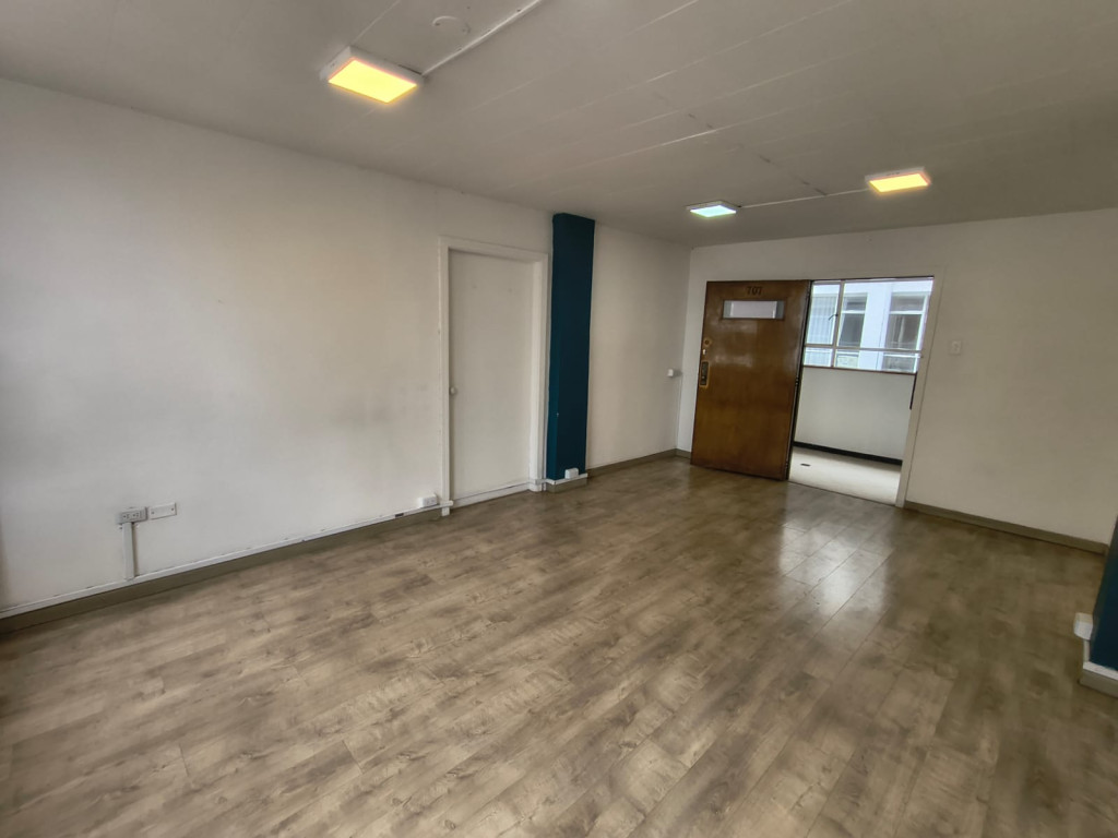 Oficina en venta en La Candelaria, Bogotá, 24 m² · foto 6 de 11